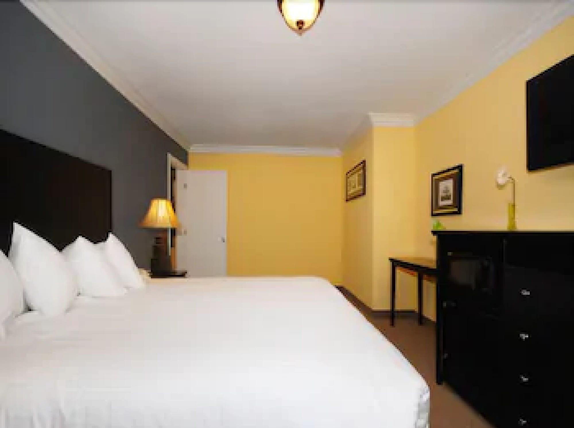 סנטה מריה Solaire Inn & Suites חדר תמונה